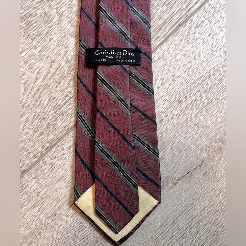 Vintage CHRISTIAN DIOR Tie, 100% Silk, Paris New York, Burgundy-Navy Striped